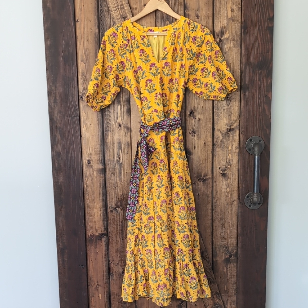 Countryside Drives To and From Midi Eyelet Dress Printfresh Size S EUC POCKETS!! - Picture 2 of 4
